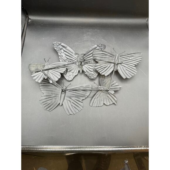 Rustic Metal Butterfly Décor – Hanging Decor - Great condition - Picture 7 of 8